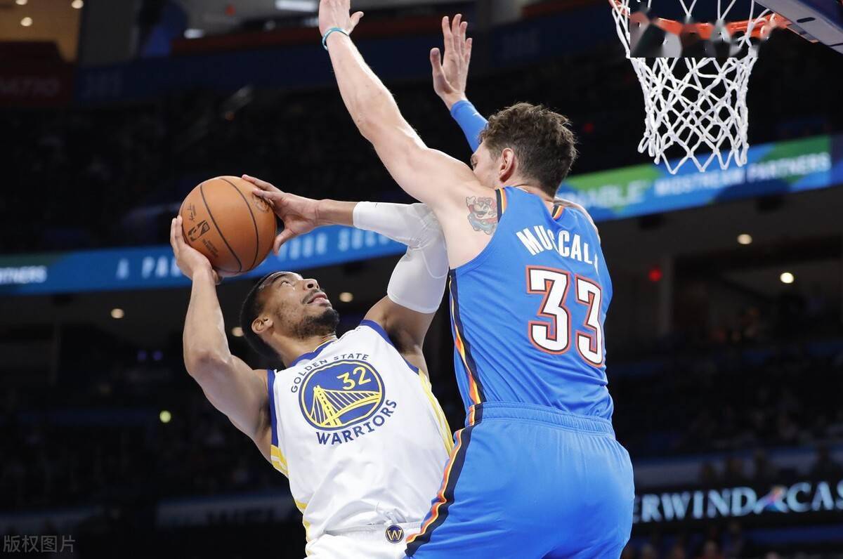 勇士与雷霆上演胶着大战,点球复仇成功 勇士与雷霆上演胶着大战,点球复仇成功