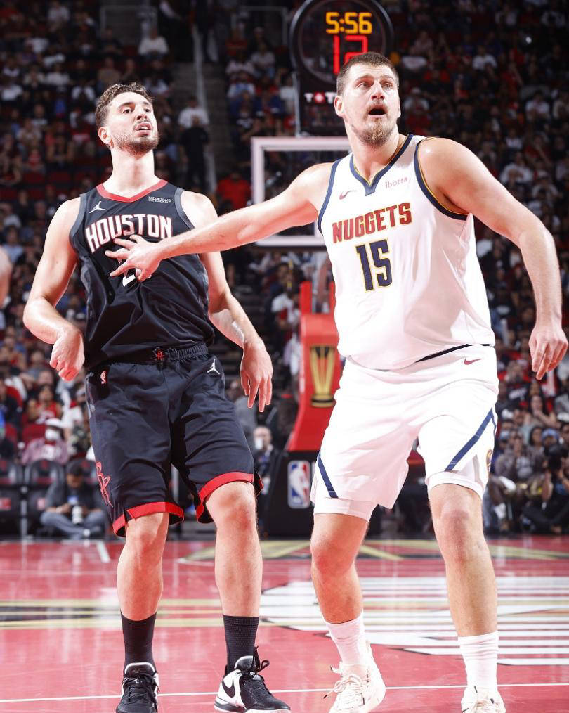 新疆队险胜步行者，约基奇扛起全队的简单介绍